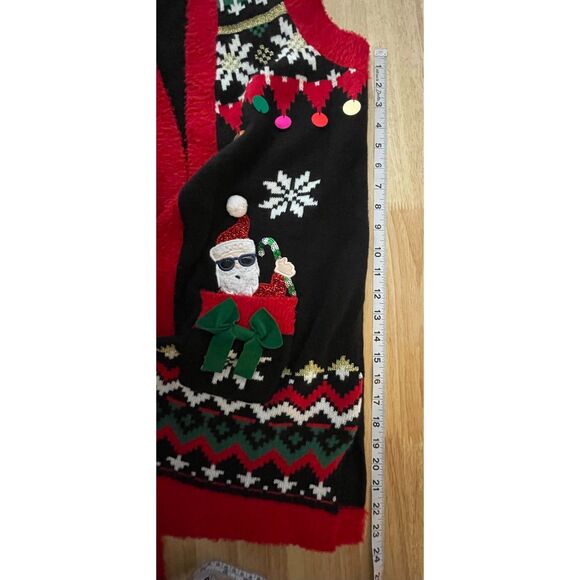 Holiday Time Santa Ugly Christmas Sweater Vest Women’s Medium 8-10 - Picture 9 of 12